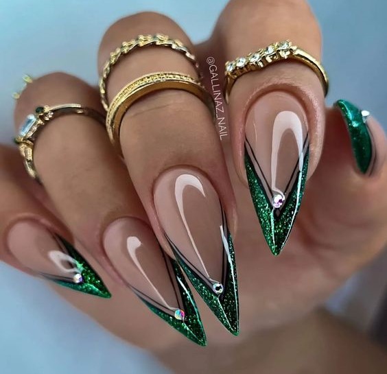 2024 Acrylic Summer Nails: Nail the Trendiest Looks