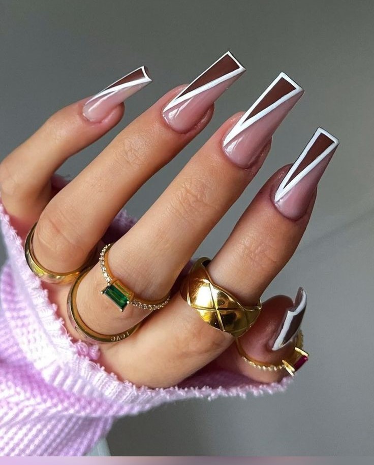 2024 Acrylic Summer Nails: Nail the Trendiest Looks