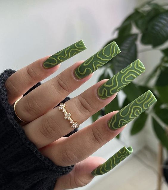 2024 Acrylic Summer Nails: Nail the Trendiest Looks