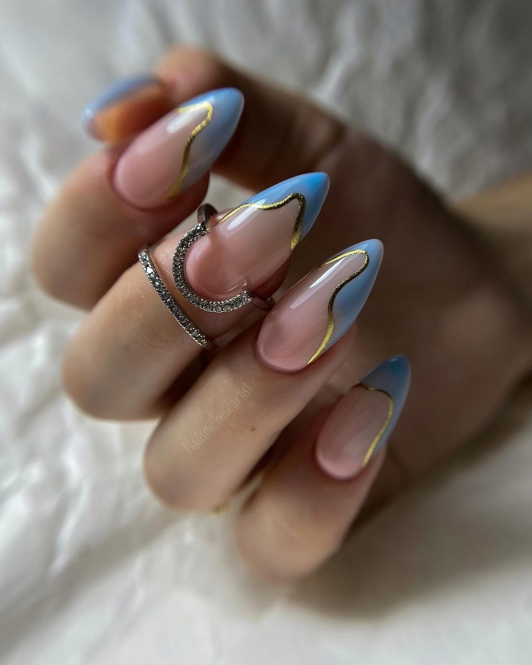 25 French Tip Nail Designs for a Chic Summer Style