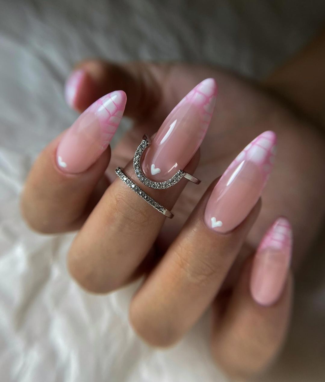 25 French Tip Nail Designs for a Chic Summer Style