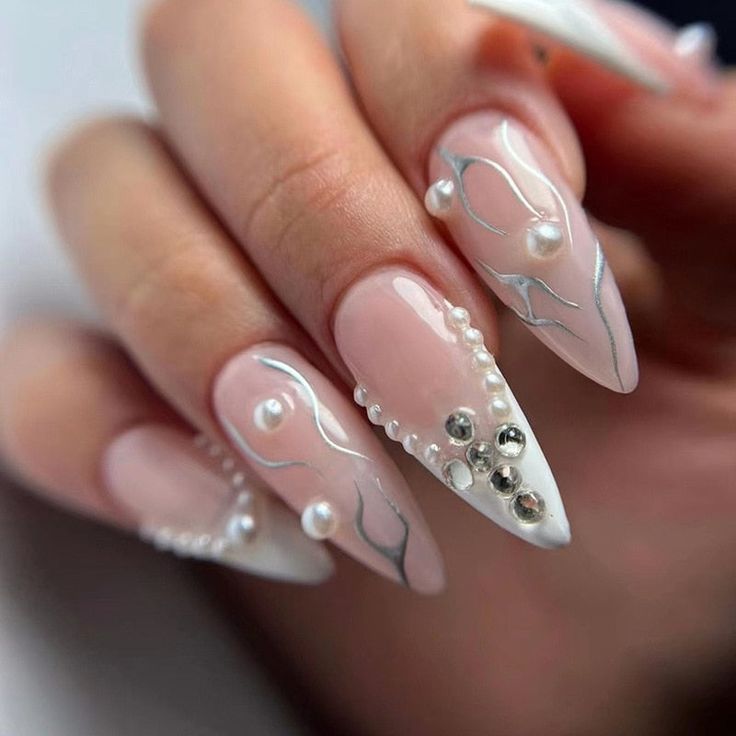 2024 Acrylic Summer Nails: Nail the Trendiest Looks