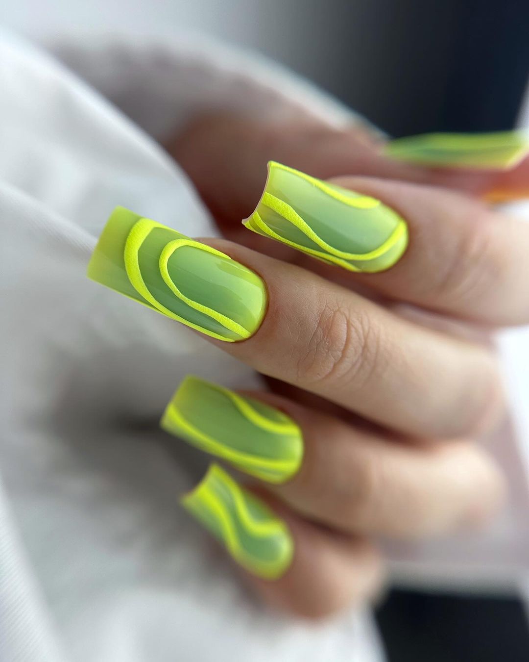 Trendy Acrylic Colors and Designs for Your Summer Nail Inspiration