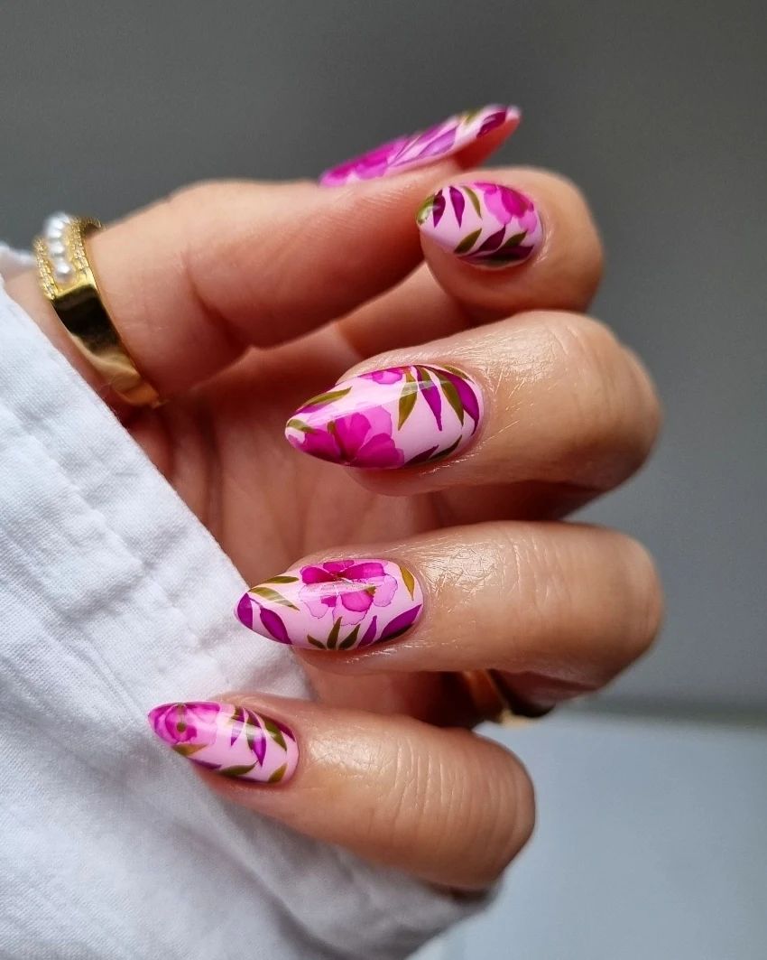 2024 Summer Gel Nails: Exploring Designs and Colors Trends