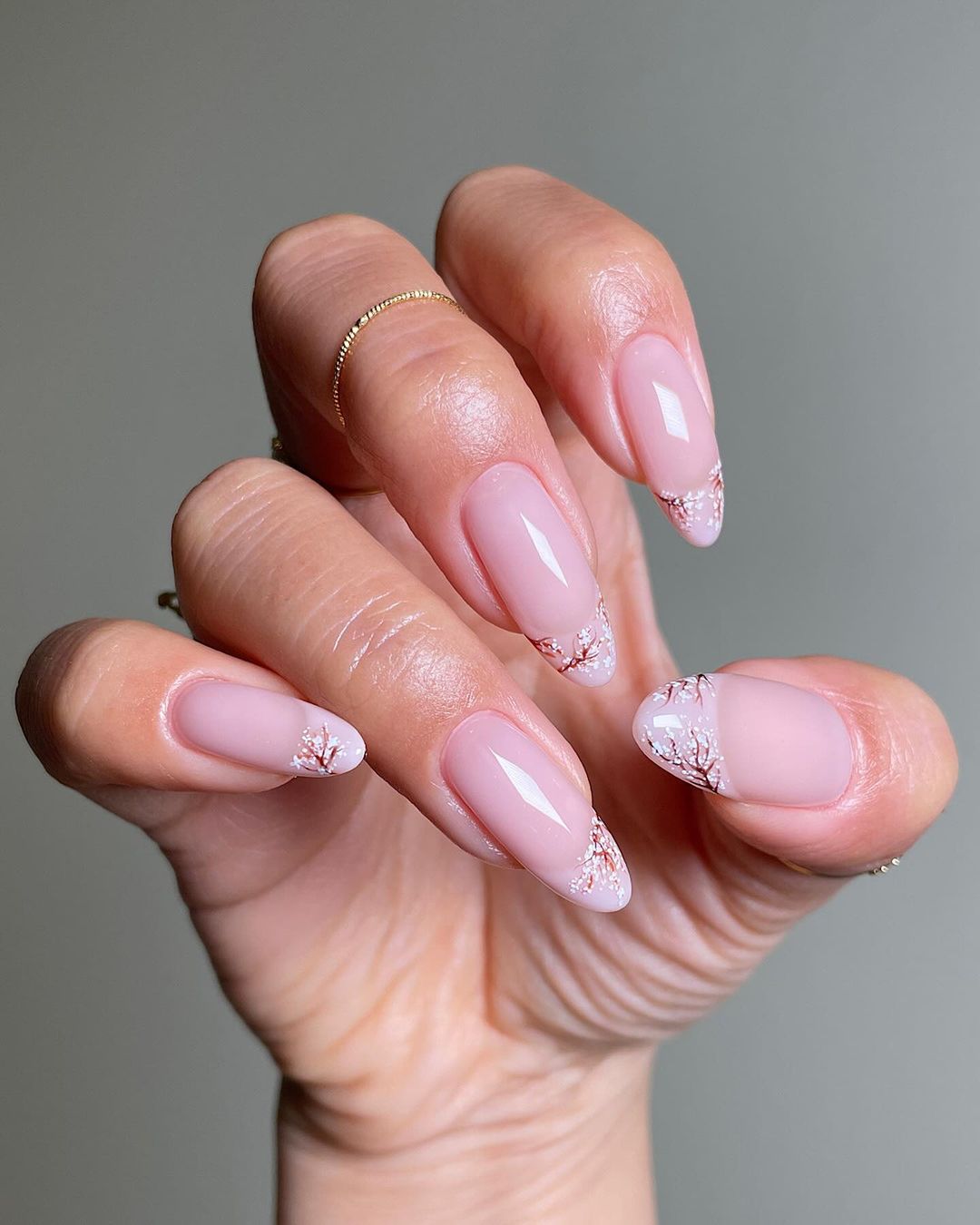 25 French Tip Nail Designs for a Chic Summer Style