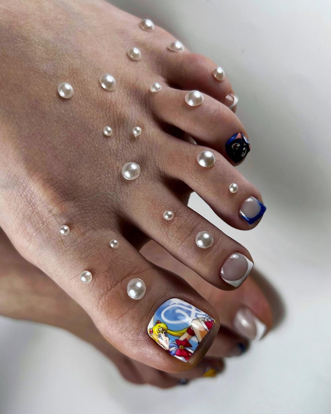 Dive into Summer Vibes: 29 Pedicure Designs to Make Your Toes Pop!