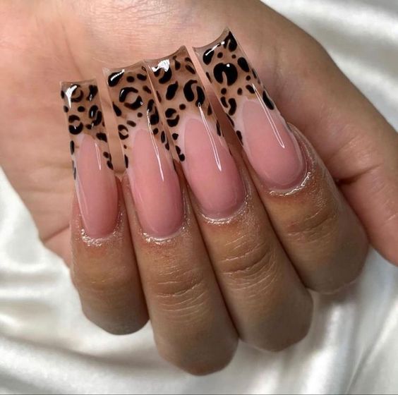 2024 Acrylic Summer Nails: Nail the Trendiest Looks