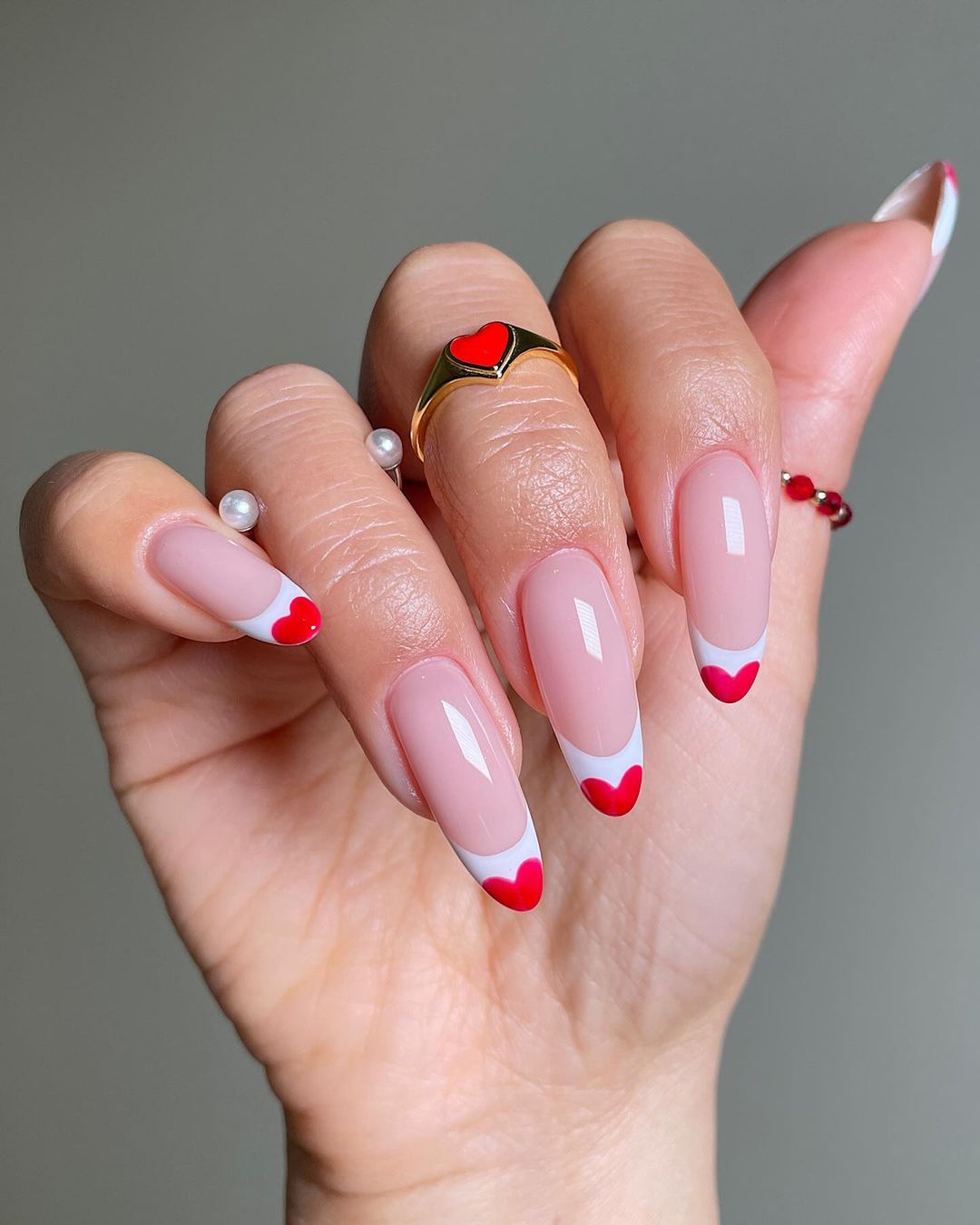 25 French Tip Nail Designs for a Chic Summer Style