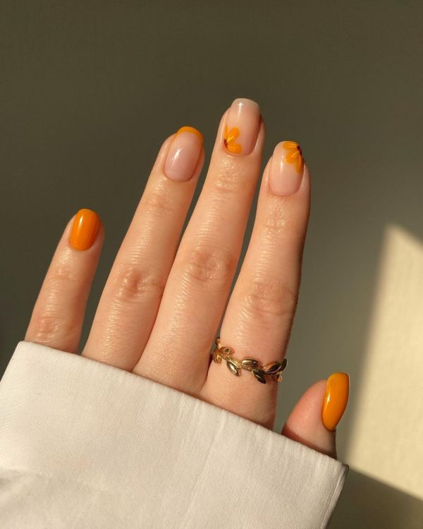 Little Flower Nails