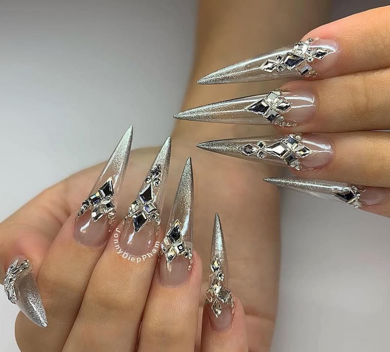 Tuyển chọn 200 mẫu nail móng nhọn sang chảnh được yêu thích nhất