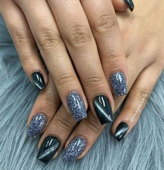 18+ Stunning Silver And Black Nail Designs 2023