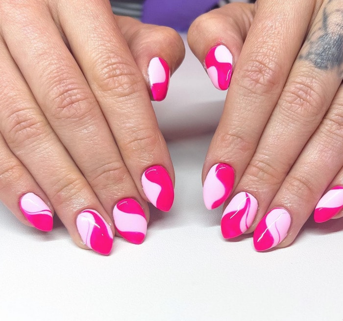 summer nail designs 2023 - groovy pinks