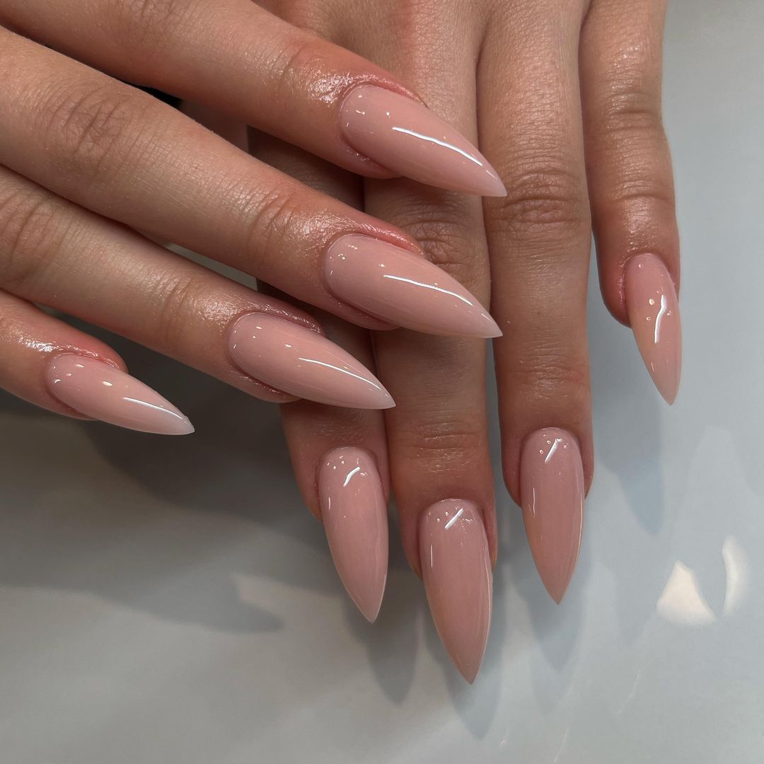 29 Elegant Ideas for Nude Fall Nails 2024