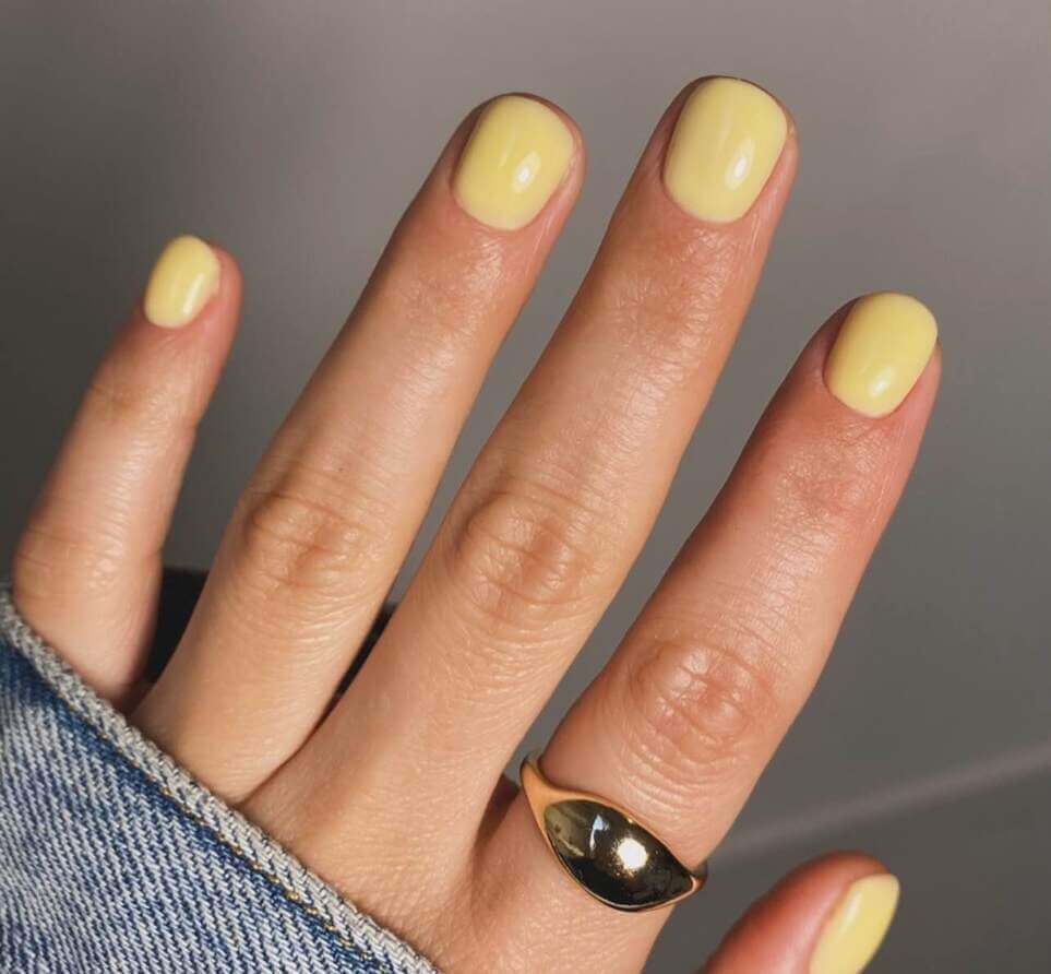 butter yellow nails