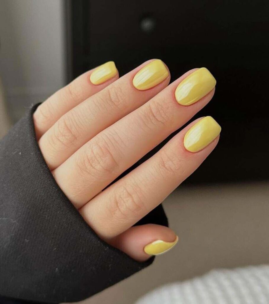 butter yellow nails