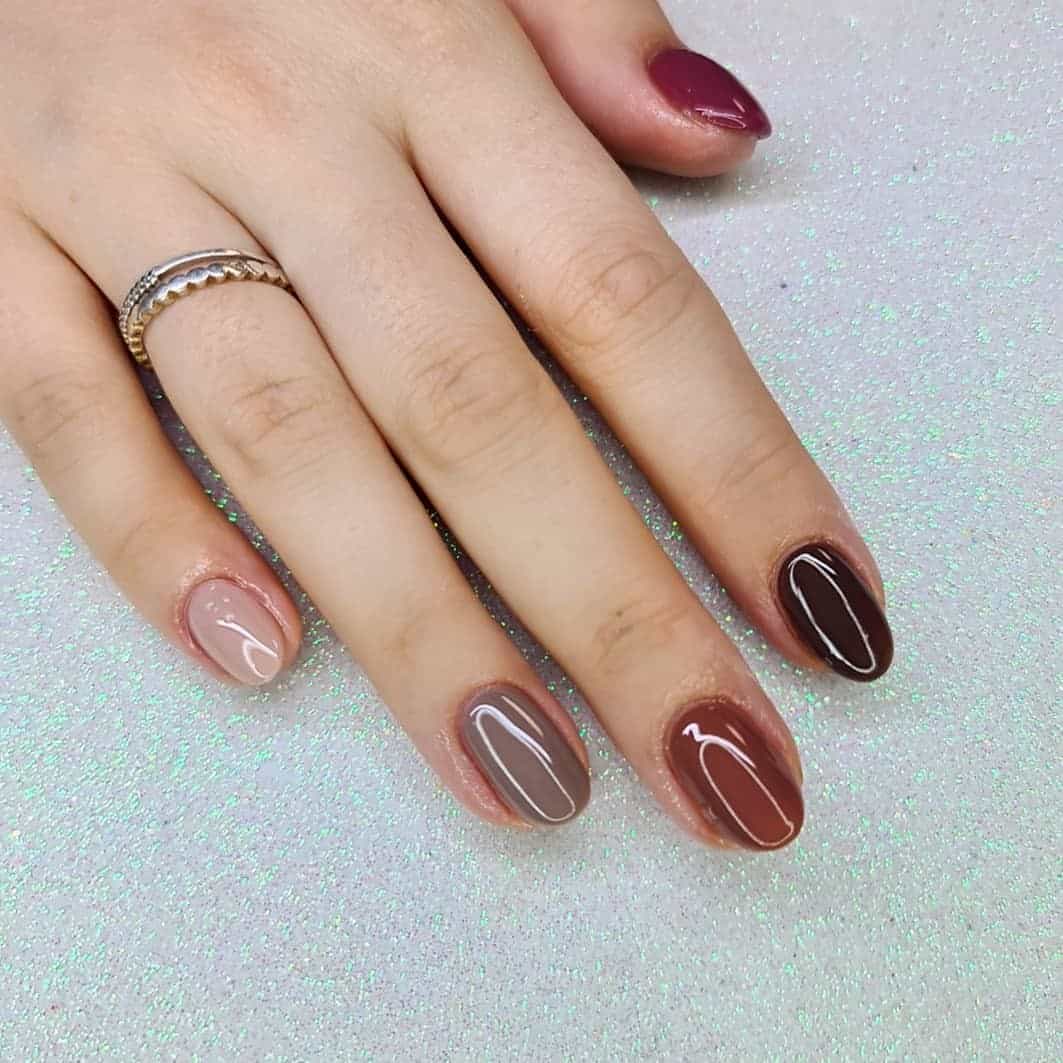 Ombre Red Fall Nails