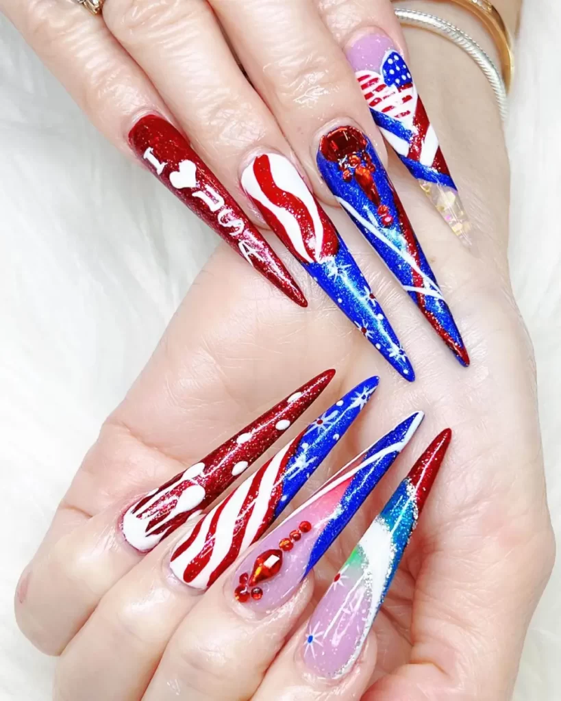 Rhinestone long Indepence nails