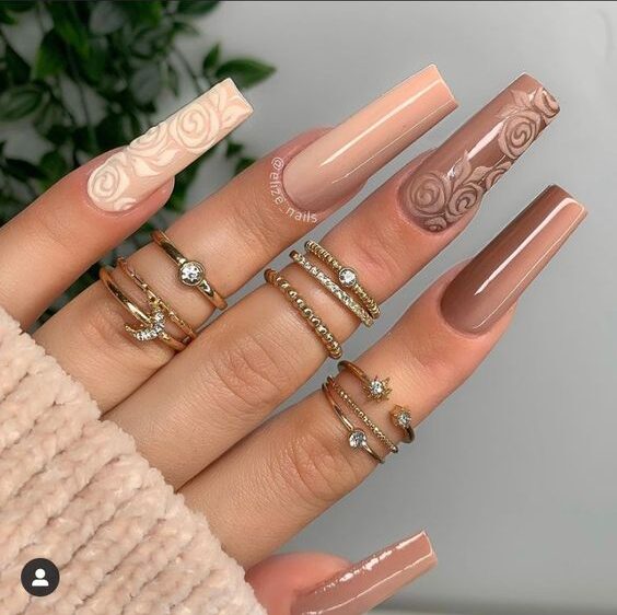 Ombre brown square nails with flowers