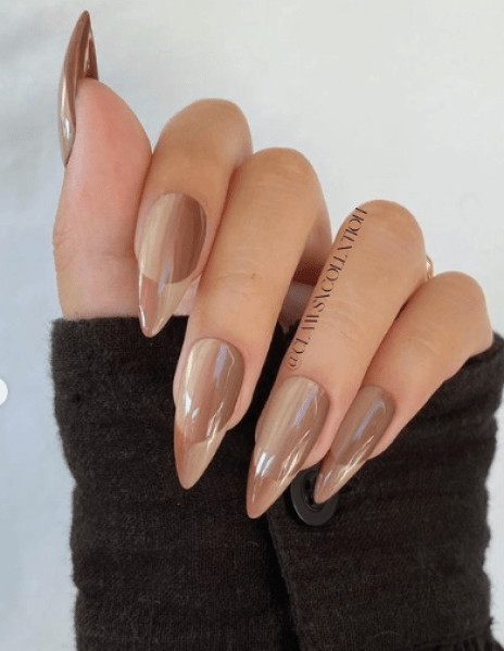 brown nude fall nail designs. nude nuetral nails pointed. minimal nail ideas. nude stiletto nails.