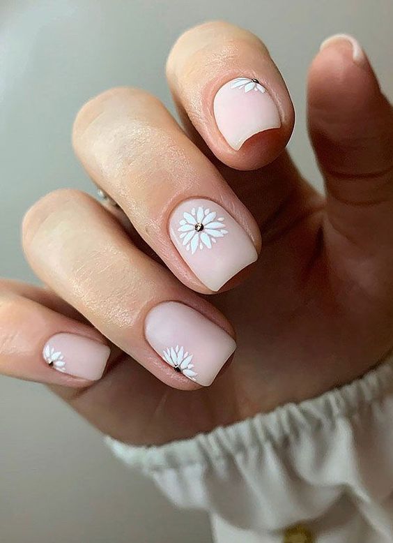 Nude pink square nails with flowers