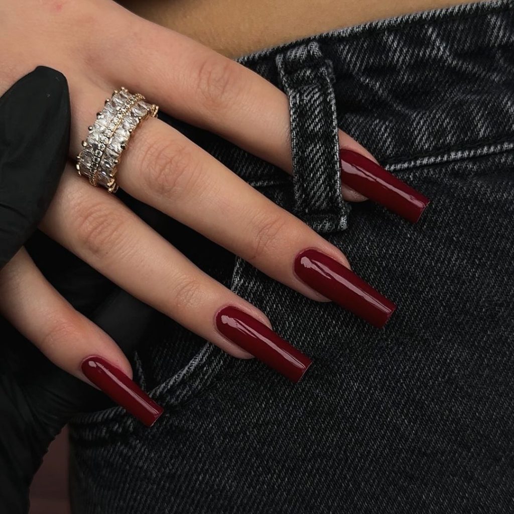 Best Fall Nail Colors 2024: Top Trends and 27 Ideas for a Stylish Season