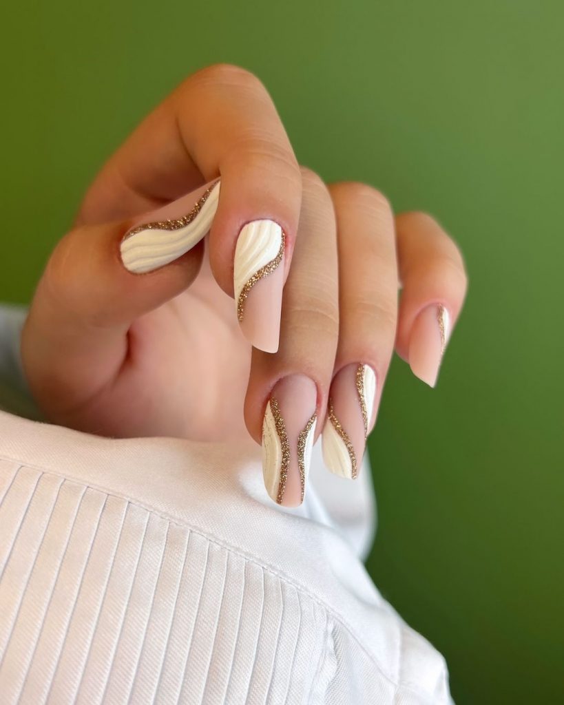 Simple Fall Nail Designs 25 Ideas: Embrace Autumn Elegance