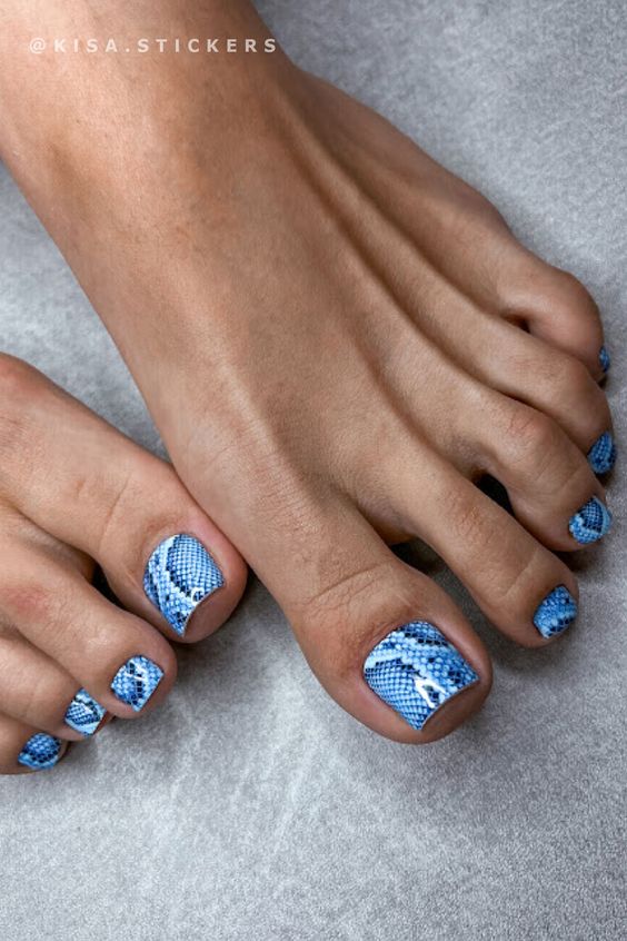 Simple Summer Toe Nails for the Beach 26 Ideas