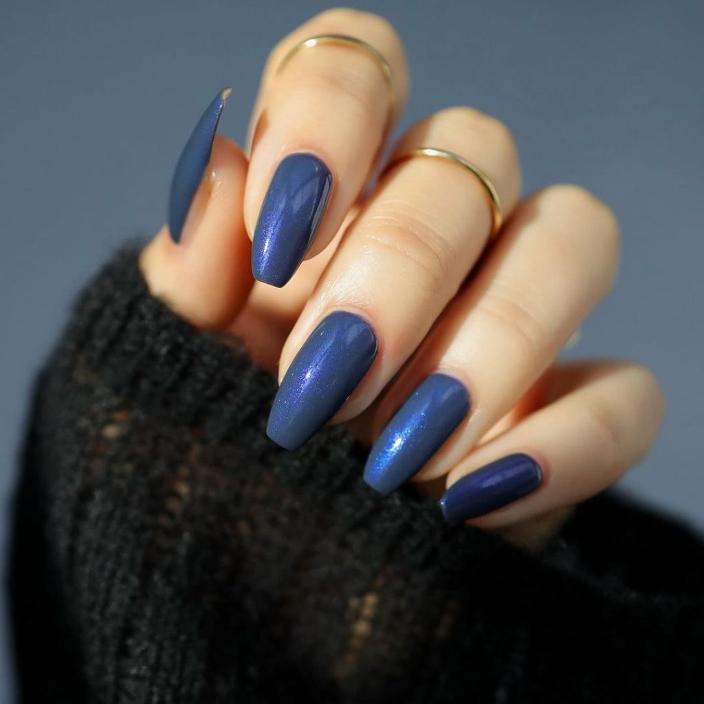 Trendy and Popular Fall Nail Colors 27 Ideas