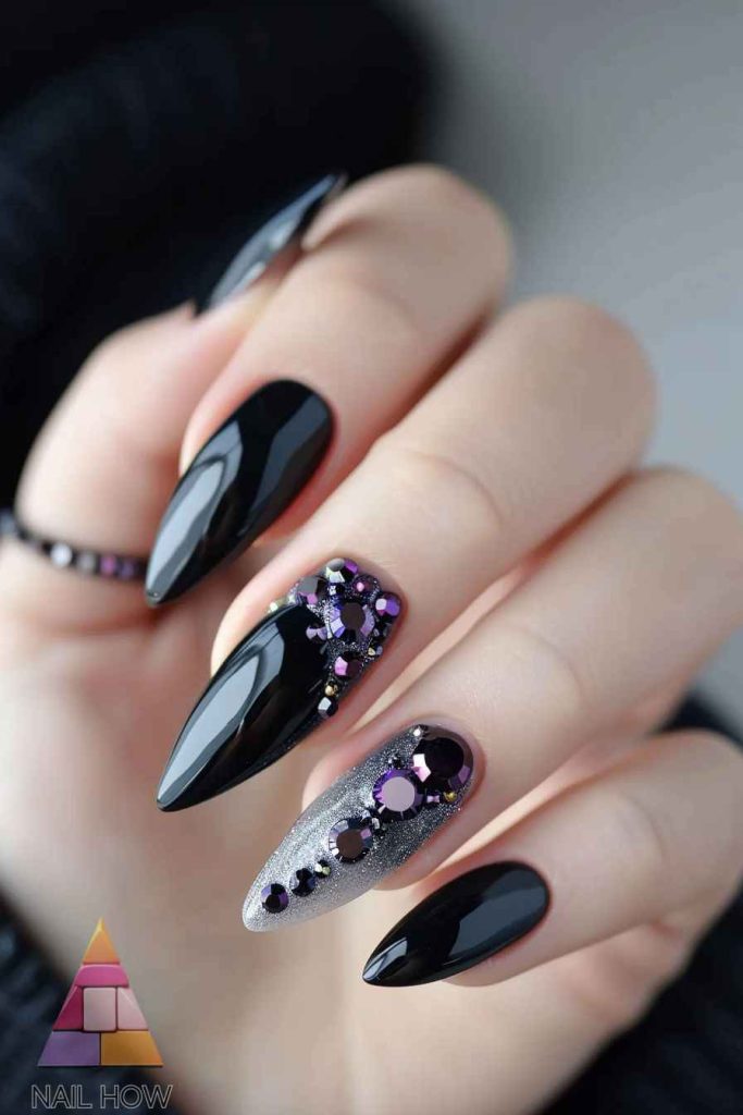 fall nail designs 42 https://nailhow.com/fall-nail-designs/