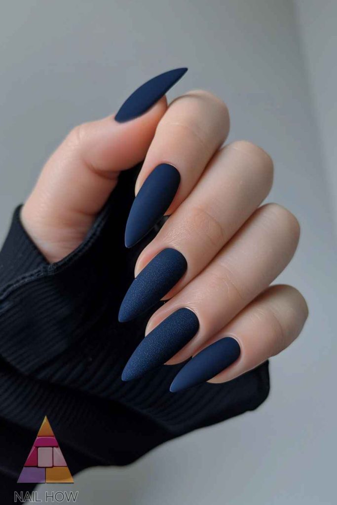 fall nail designs 146 https://nailhow.com/fall-nail-designs/