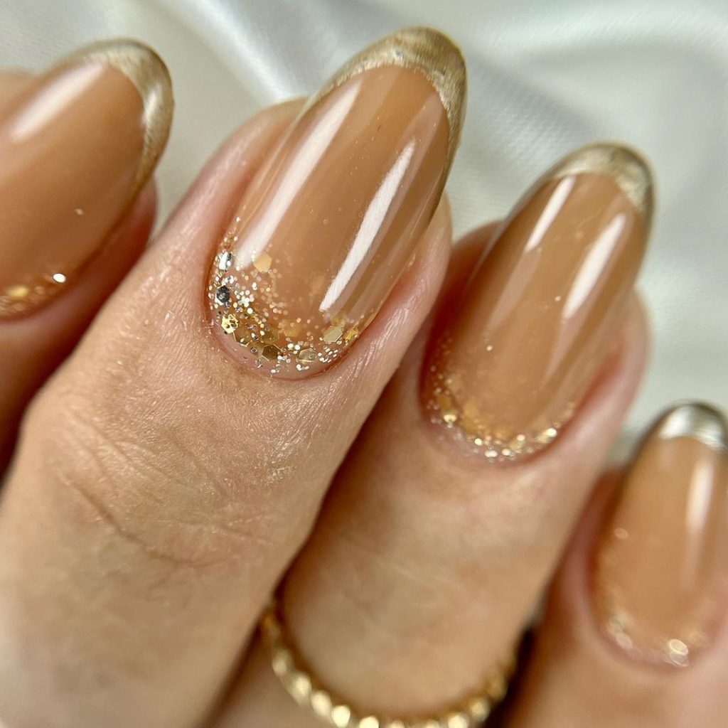 Fall Almond Nails: 28 Stunning Ideas and Designs