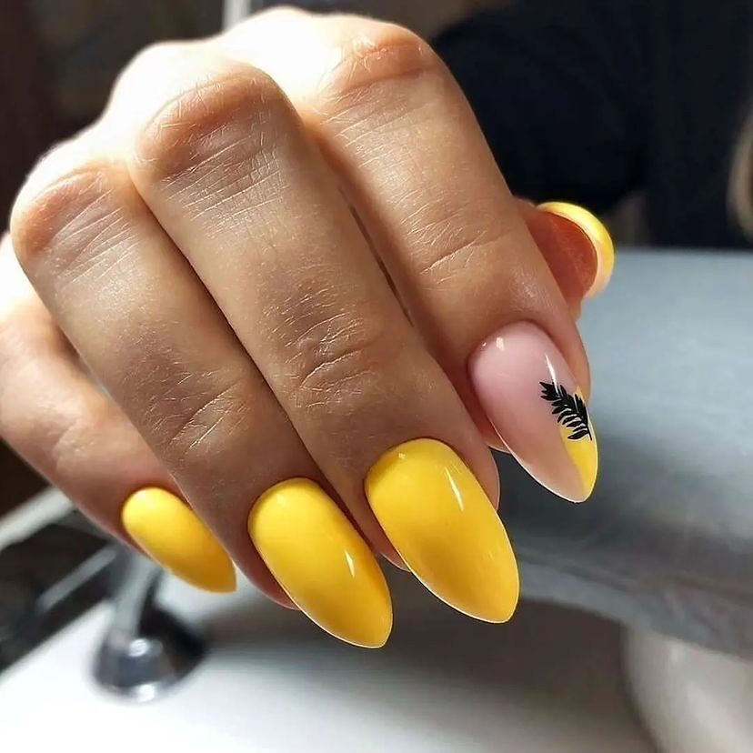 Yellow Fall Nails 27 Ideas: Embrace the Season with Vibrant Hues