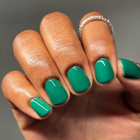 Stunning Fall Nail Colors for Dark Skin 22 Ideas: Top Picks for a Classy and Beautiful Look