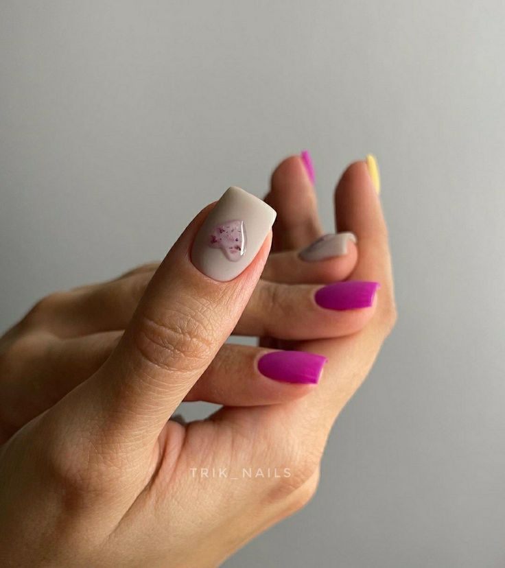 Trendy Short Nail Designs for 2024 15 Ideas