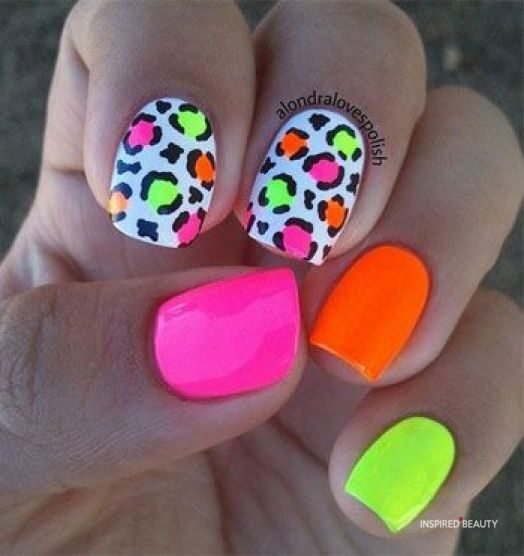 Bright Summer Nails