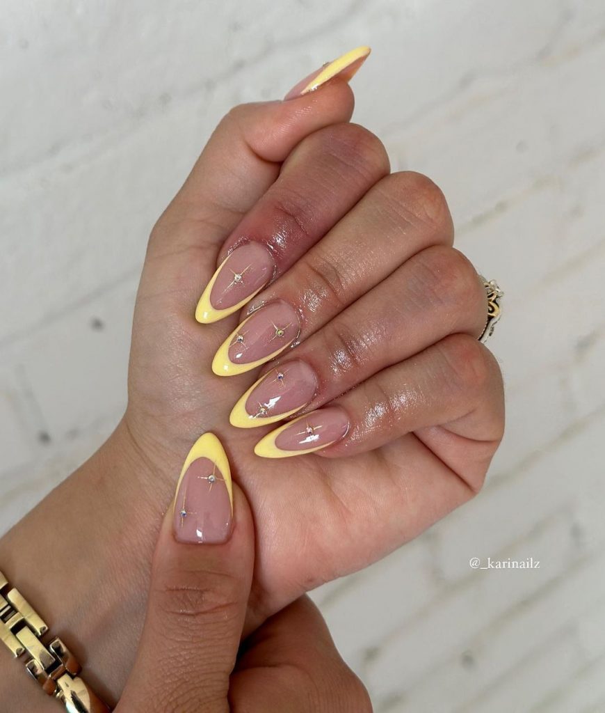 Yellow Fall Nails 27 Ideas: Embrace the Season with Vibrant Hues