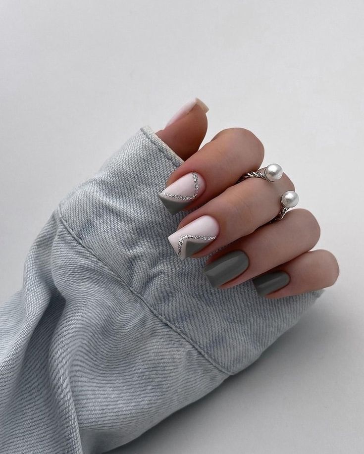 Trendy Short Nail Designs for 2024 15 Ideas