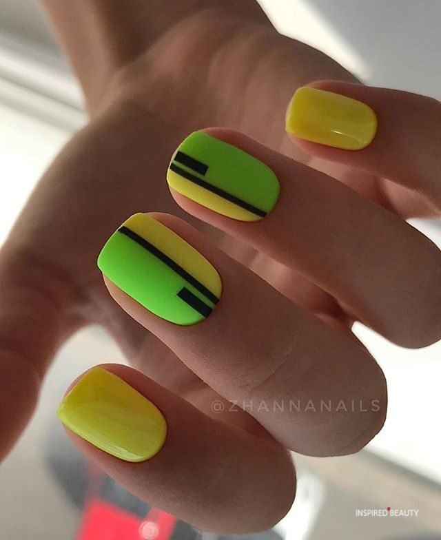 Short matte nails for summer