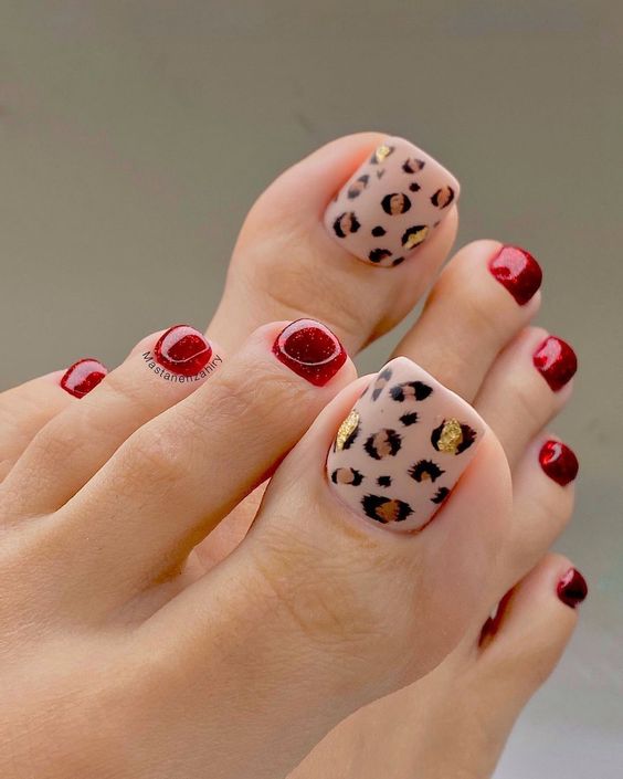 Simple Summer Toe Nails for the Beach 26 Ideas