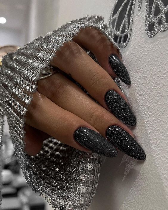 Top Fall Nail Colors: Inspiring 16 Ideas for Black Nails