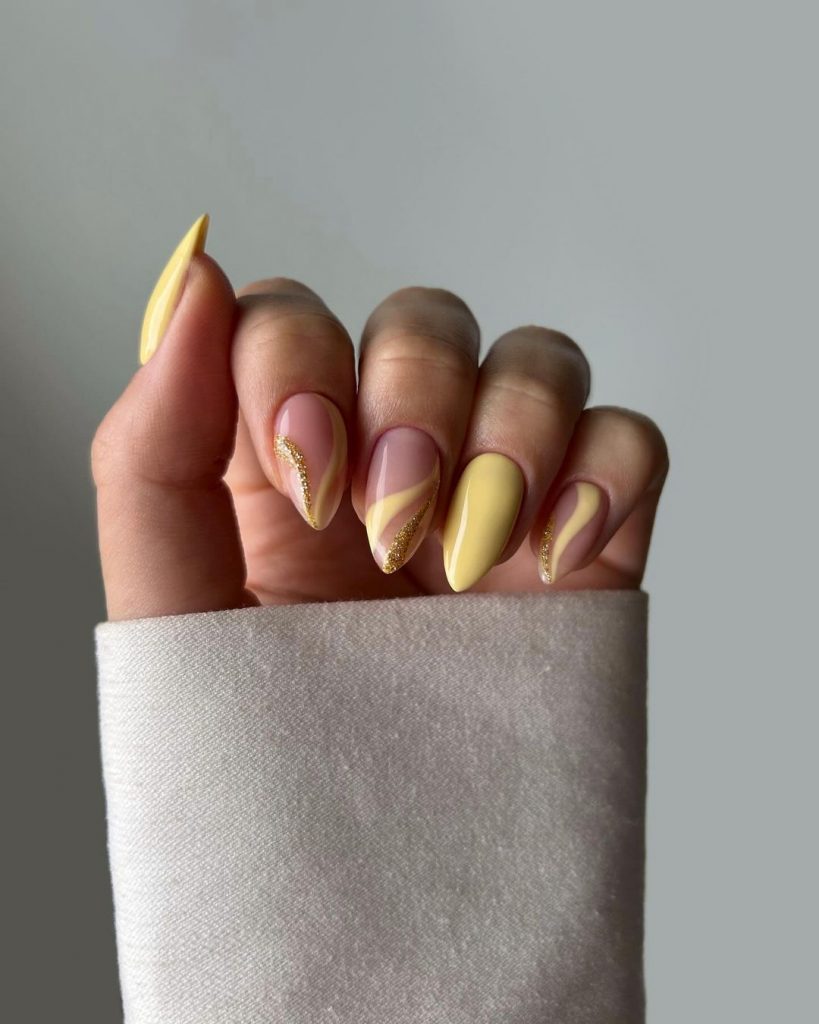 Yellow Fall Nails 27 Ideas: Embrace the Season with Vibrant Hues