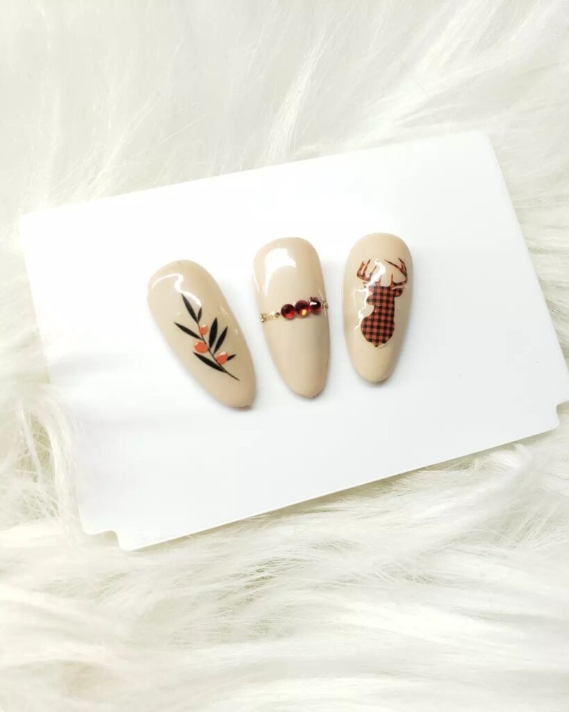 Cute Christmas Oval nails