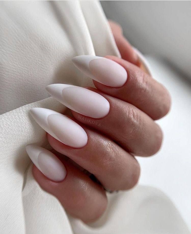 Pale Nails 18 Ideas: Embrace the Subtle Beauty