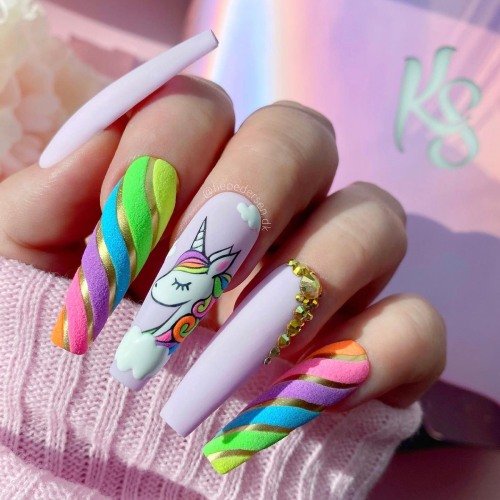 bright color nails