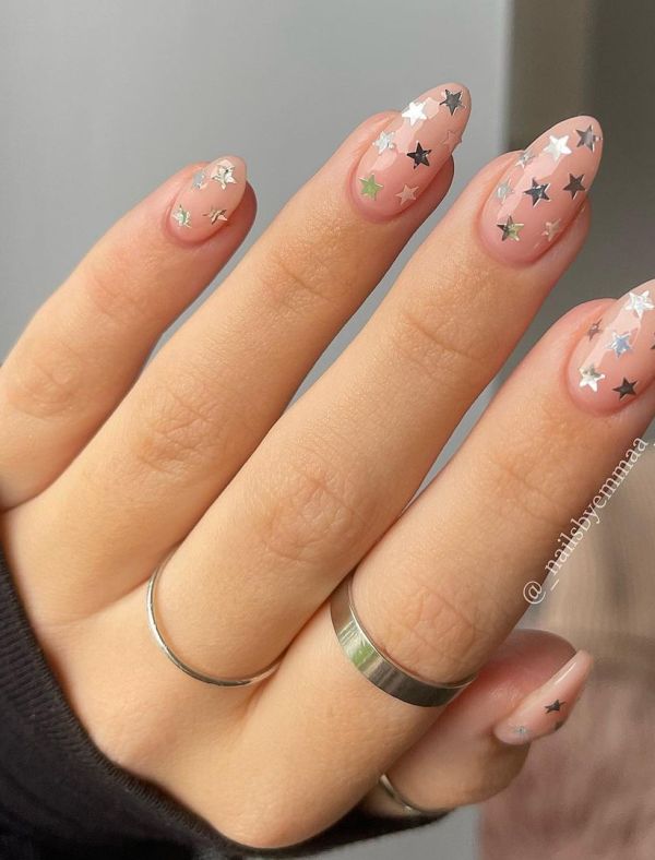 10. Star Nails