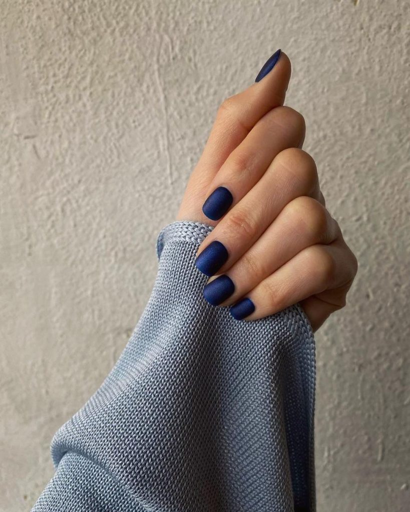 Navy Blue Fall Nails 25 Ideas: Elegant Designs and Seasonal Trends