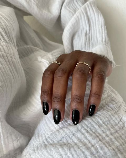 Stunning Fall Nail Colors for Dark Skin 22 Ideas: Top Picks for a Classy and Beautiful Look