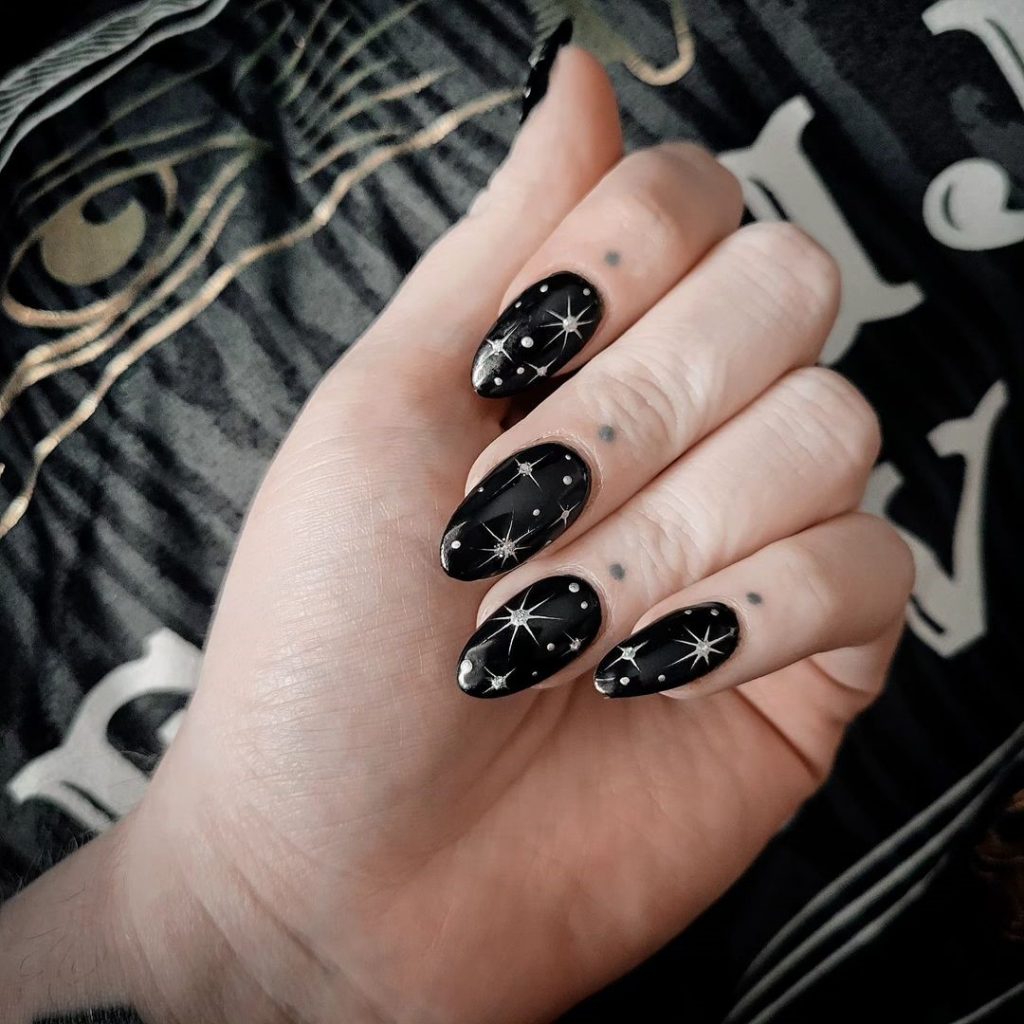 Goth Fall Nails 25 Ideas: Stunning Designs to Inspire Your Next Manicure