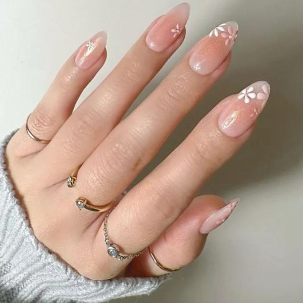 17. Aura Nails