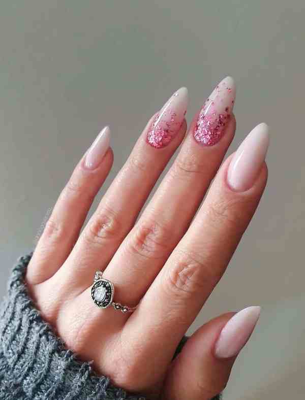 5- PINK AND WHITE NAIL DESIGNS